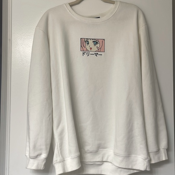 White Sweater - Picture 1 of 1